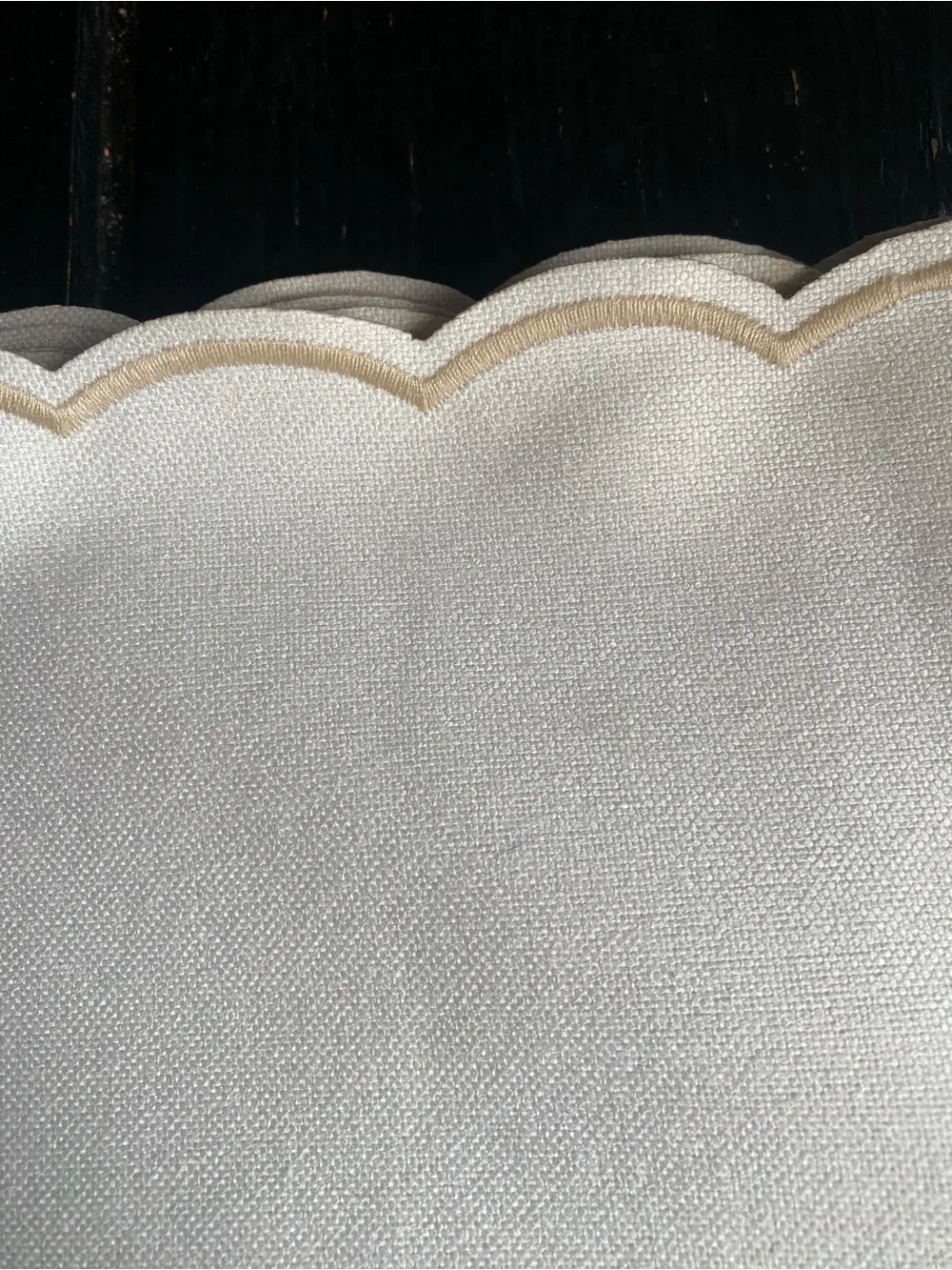 Seasonal Pumpkin Scalloped Table Runner - Cream and Orange